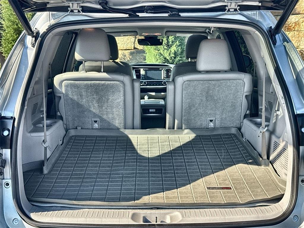 used 2017 Toyota Highlander car, priced at $26,191