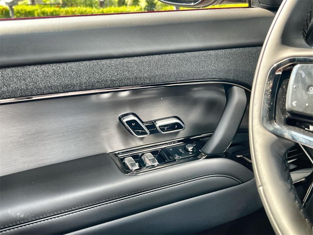 new 2025 Land Rover Range Rover Sport car, priced at $118,925