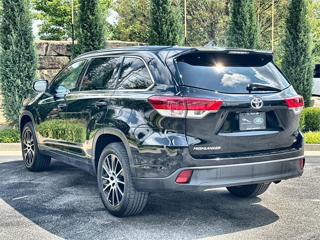 used 2017 Toyota Highlander car, priced at $22,381