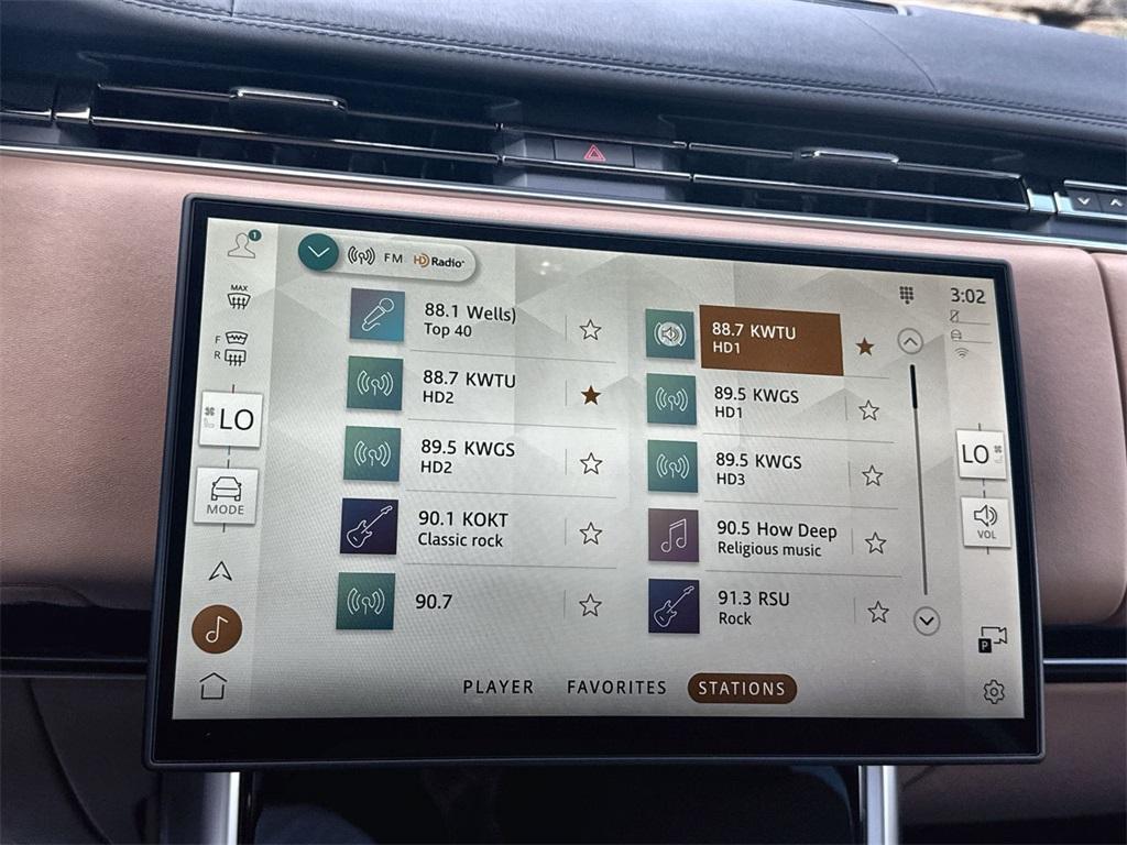 new 2025 Land Rover Range Rover car, priced at $121,890