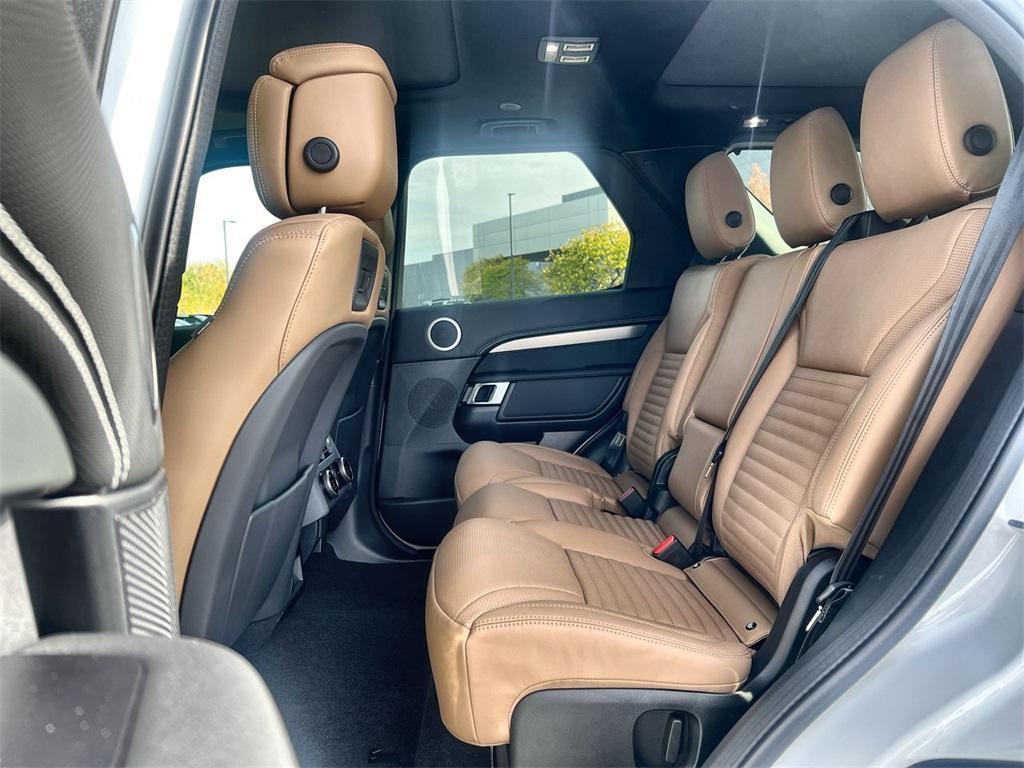 used 2025 Land Rover Discovery car, priced at $71,991