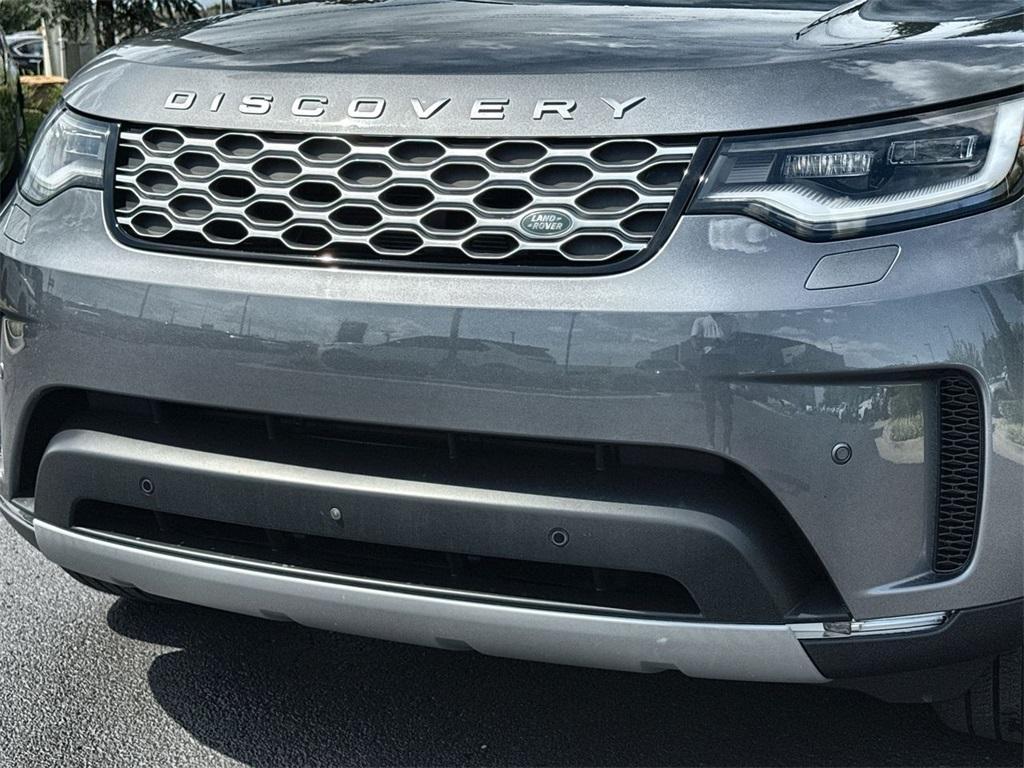 used 2025 Land Rover Discovery car, priced at $58,991