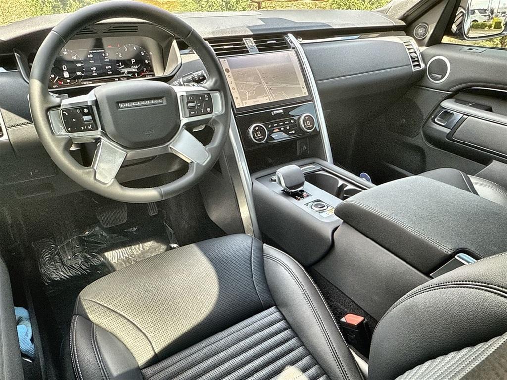 used 2025 Land Rover Discovery car, priced at $58,991