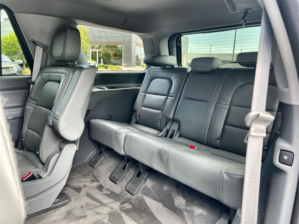 used 2018 Lincoln Navigator car, priced at $33,991