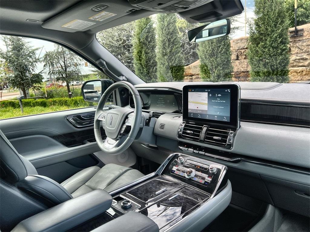 used 2018 Lincoln Navigator car, priced at $33,991