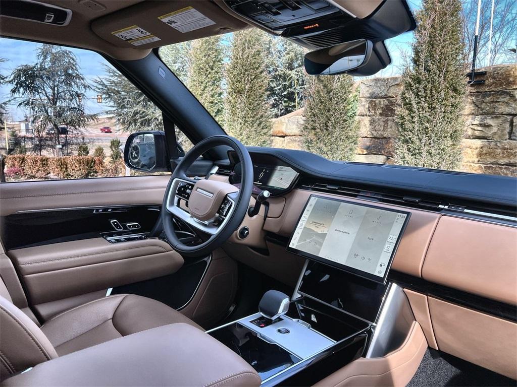 new 2025 Land Rover Range Rover car, priced at $132,625