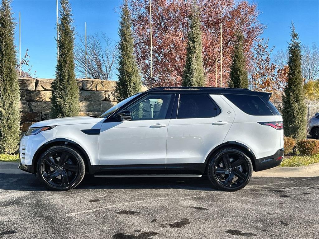 new 2025 Land Rover Discovery car, priced at $80,525