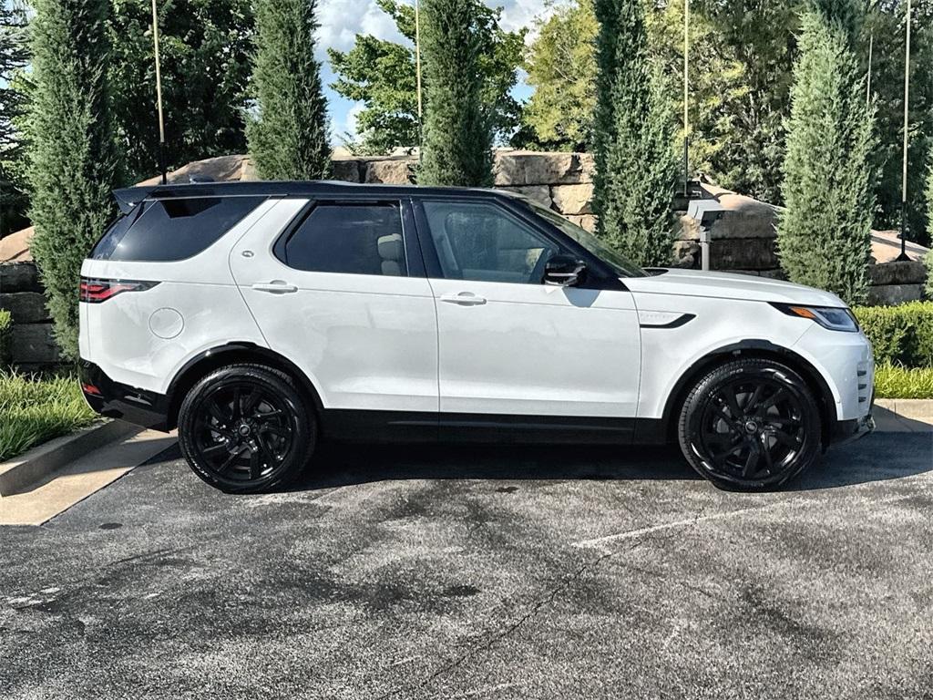 new 2025 Land Rover Discovery car, priced at $75,218