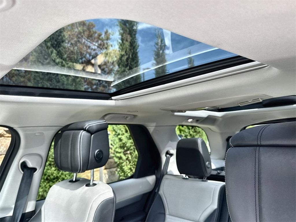 used 2025 Land Rover Discovery car, priced at $72,991
