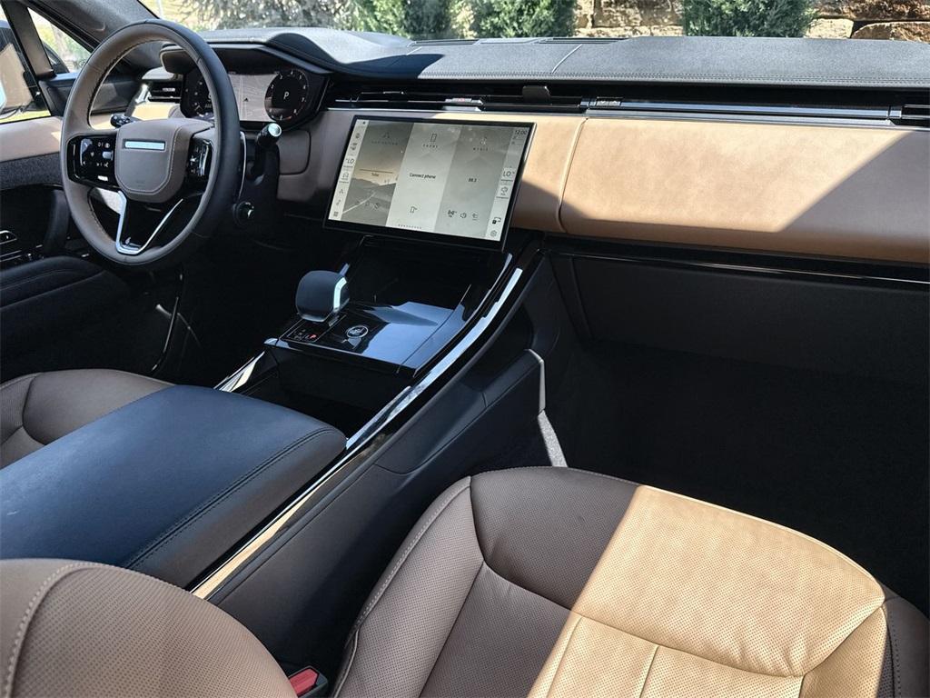 new 2025 Land Rover Range Rover Sport car, priced at $124,710