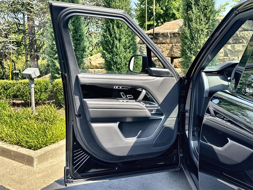 new 2025 Land Rover Range Rover car, priced at $145,885
