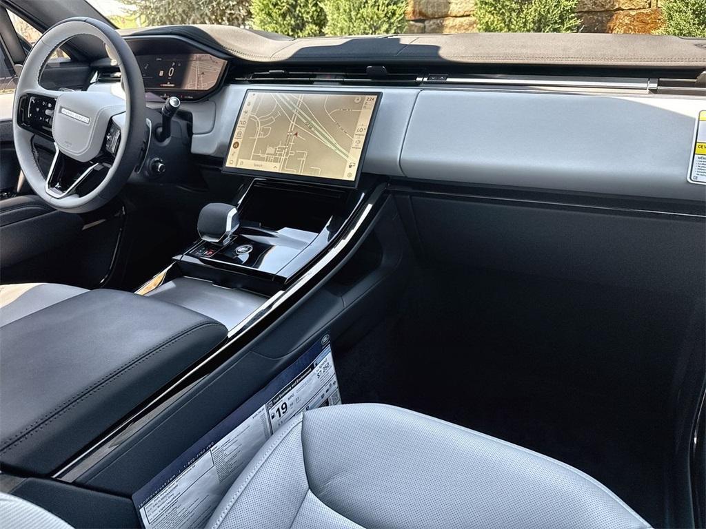 new 2025 Land Rover Range Rover Sport car, priced at $124,690