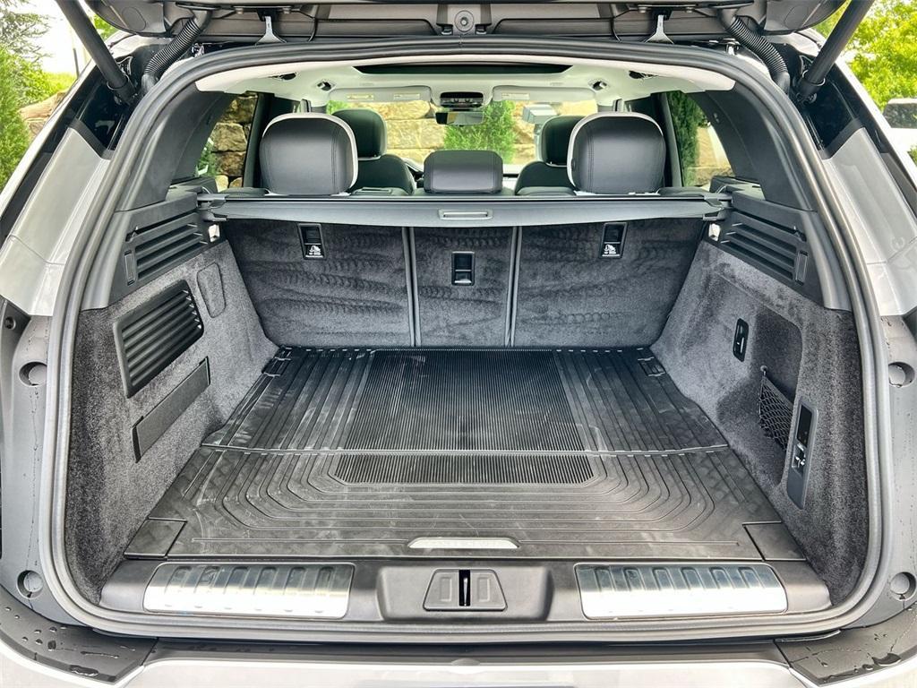 new 2025 Land Rover Range Rover Sport car, priced at $110,040