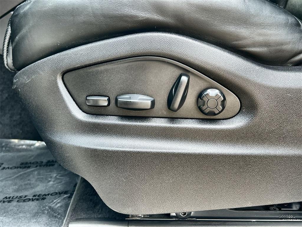 used 2022 Porsche Cayenne car, priced at $52,991