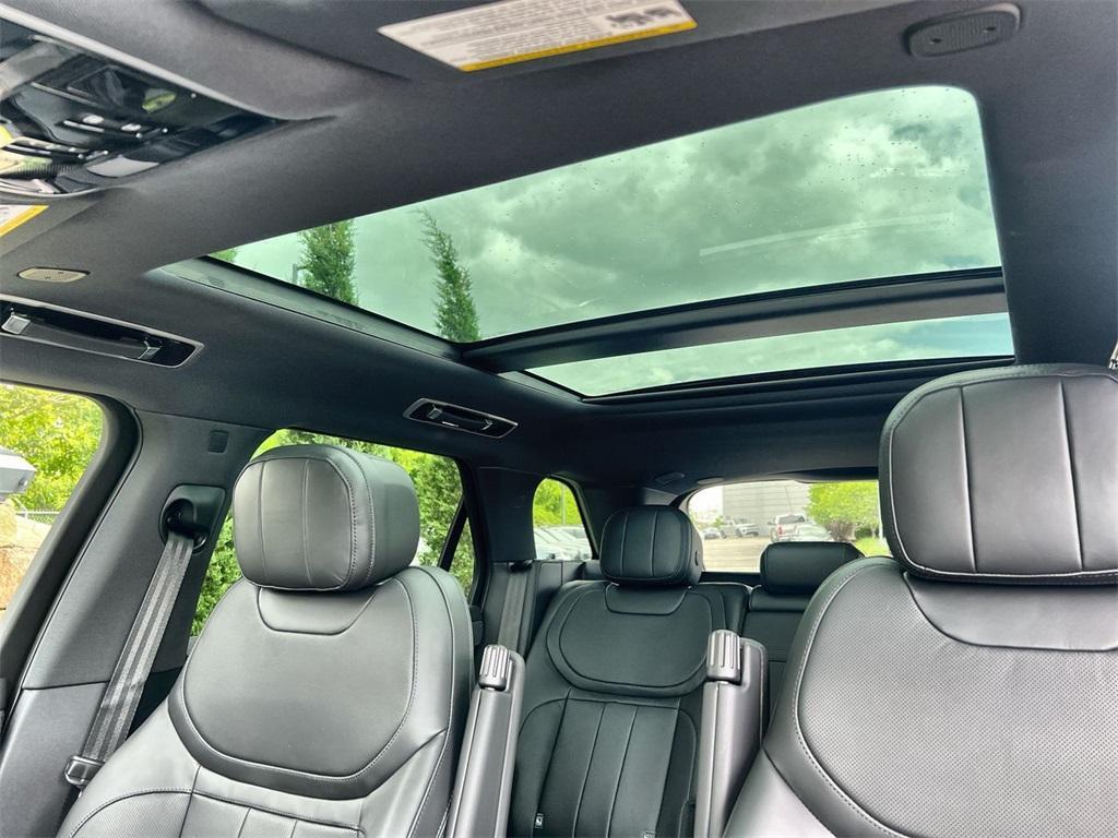 new 2025 Land Rover Range Rover Sport car, priced at $122,675