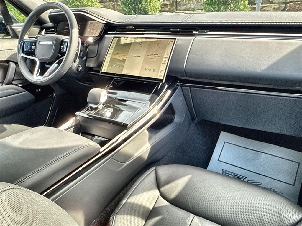 new 2025 Land Rover Range Rover Sport car, priced at $91,470