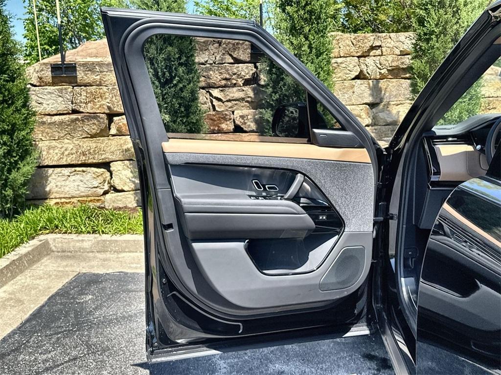 new 2025 Land Rover Range Rover Sport car, priced at $118,730