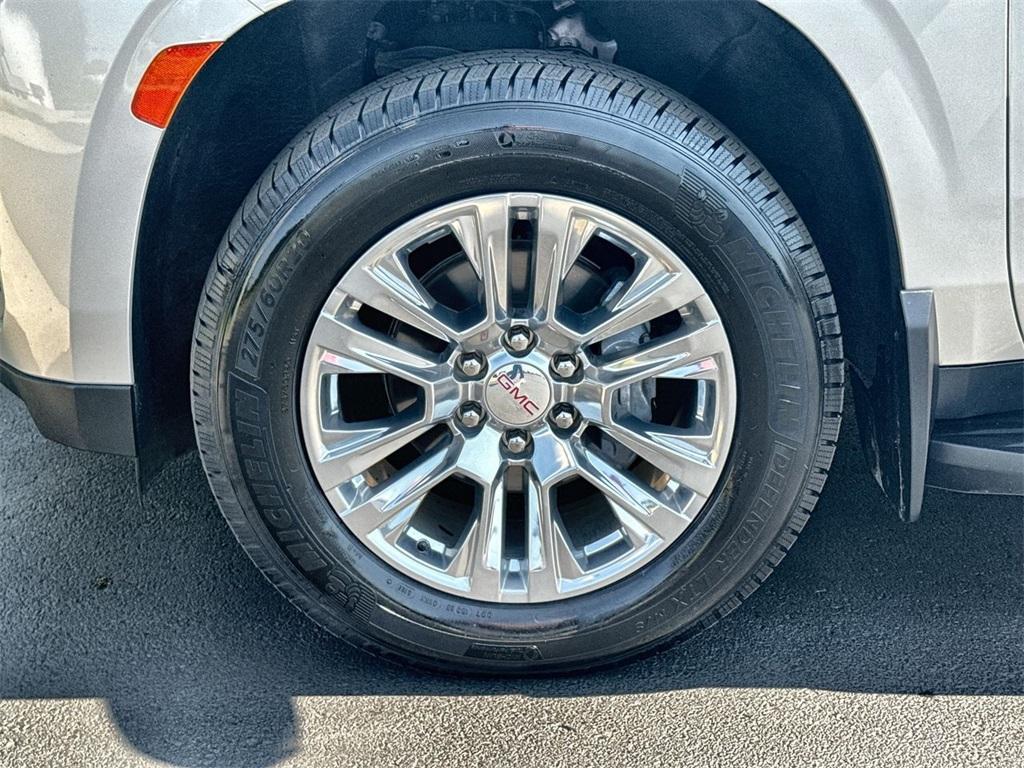 used 2021 GMC Yukon XL car, priced at $48,991