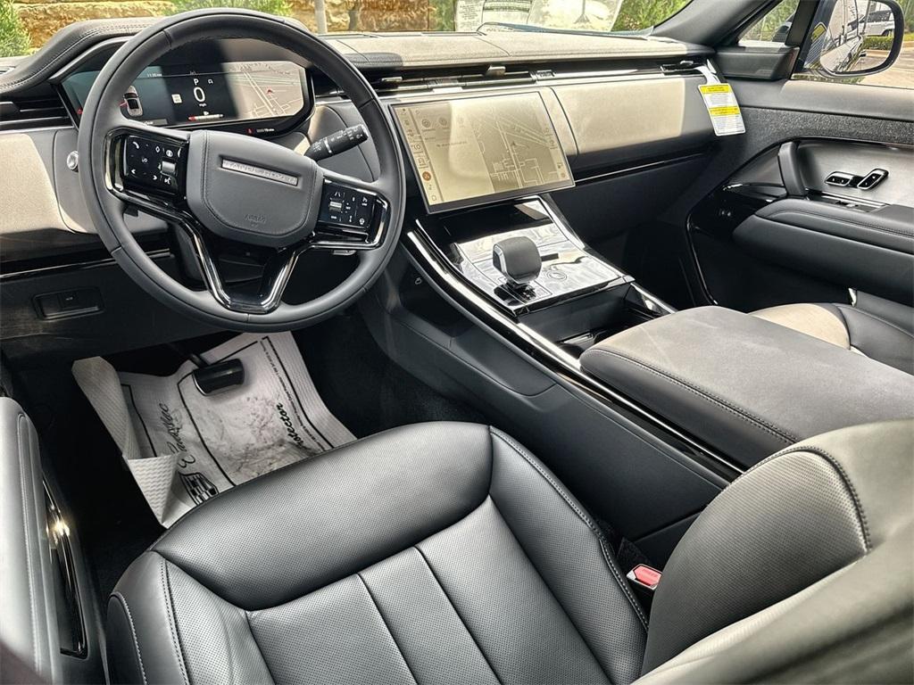 new 2025 Land Rover Range Rover Sport car, priced at $117,925