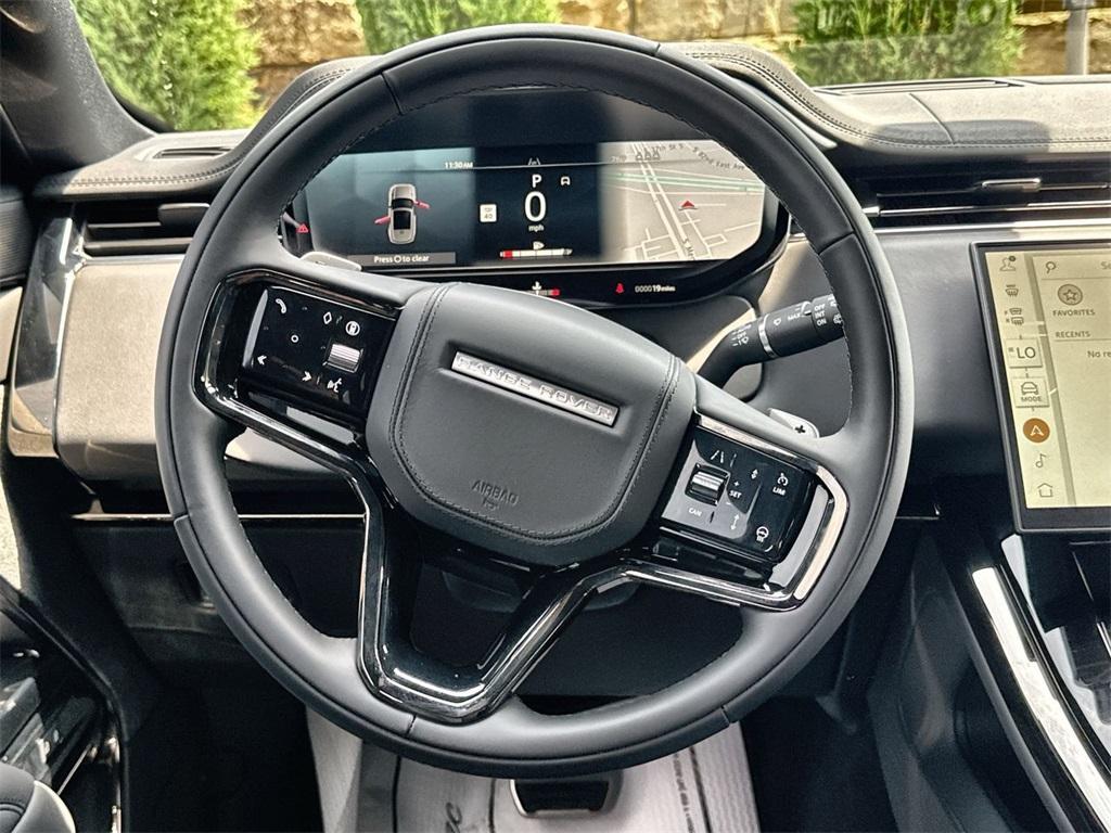 new 2025 Land Rover Range Rover Sport car, priced at $117,925