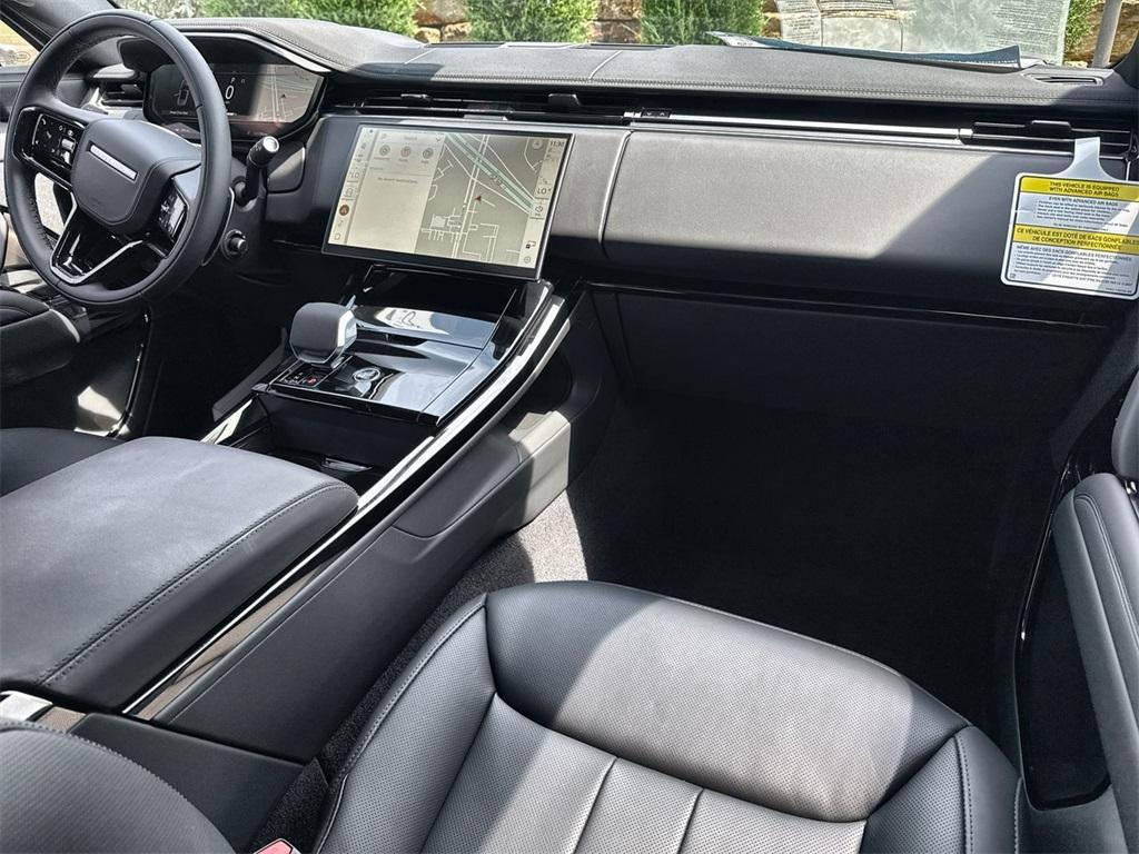 new 2025 Land Rover Range Rover Sport car, priced at $117,925