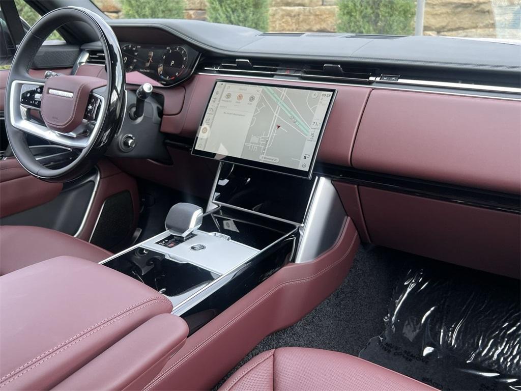 new 2025 Land Rover Range Rover car, priced at $169,991