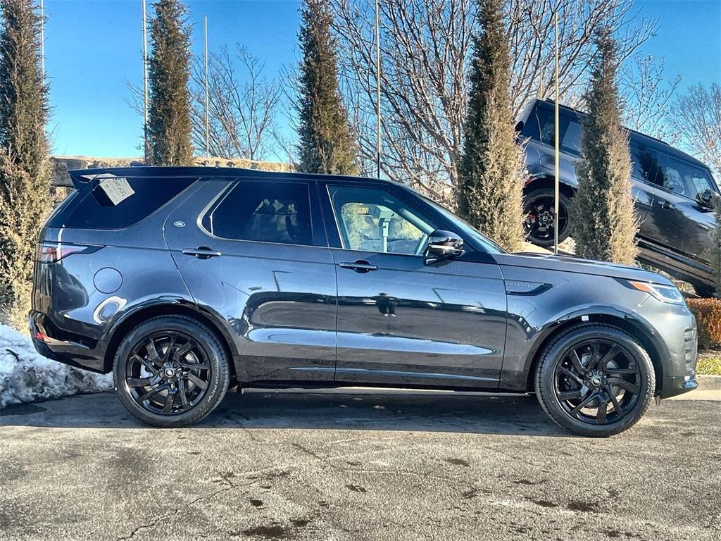 new 2025 Land Rover Discovery car, priced at $84,418