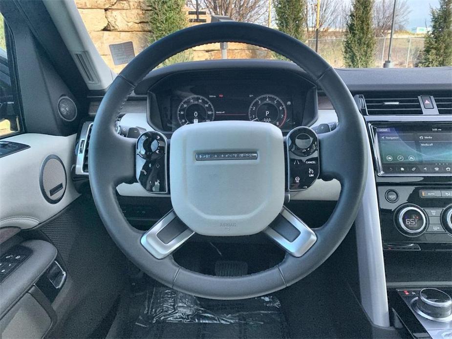 used 2019 Land Rover Discovery car, priced at $34,991