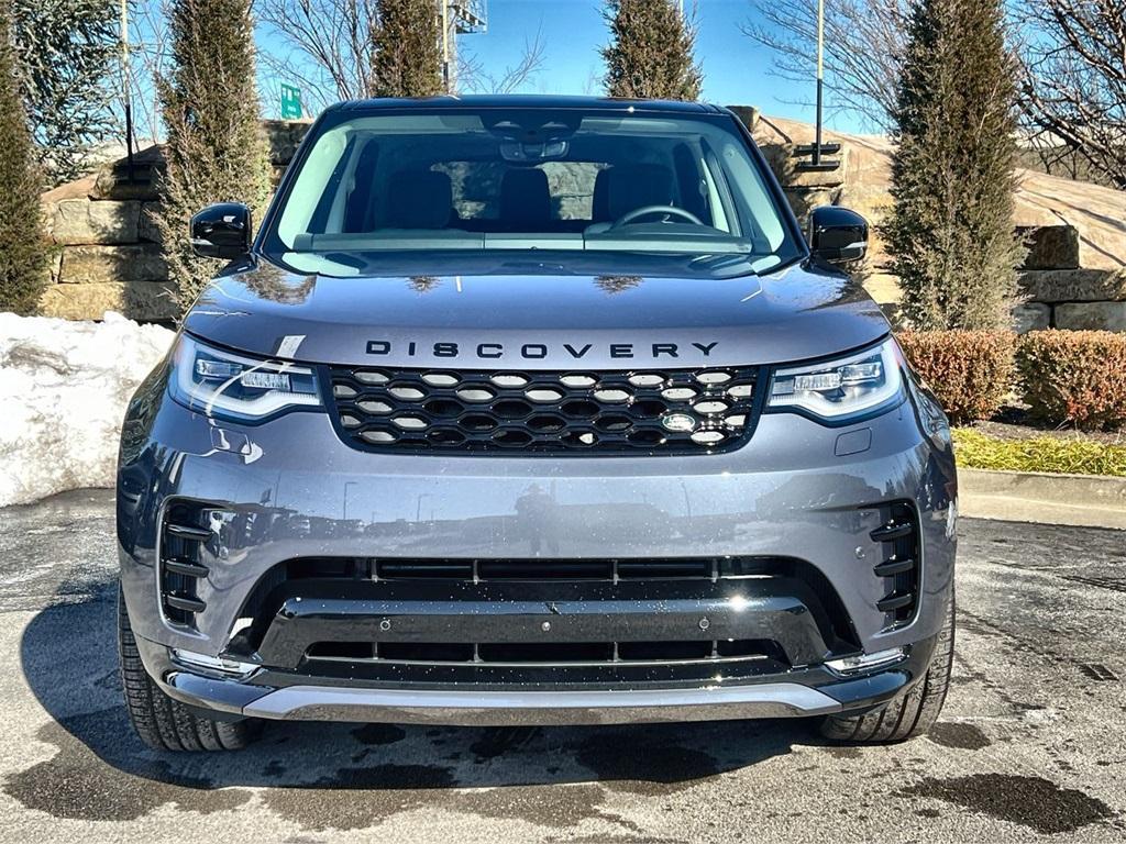 new 2025 Land Rover Discovery car, priced at $80,718