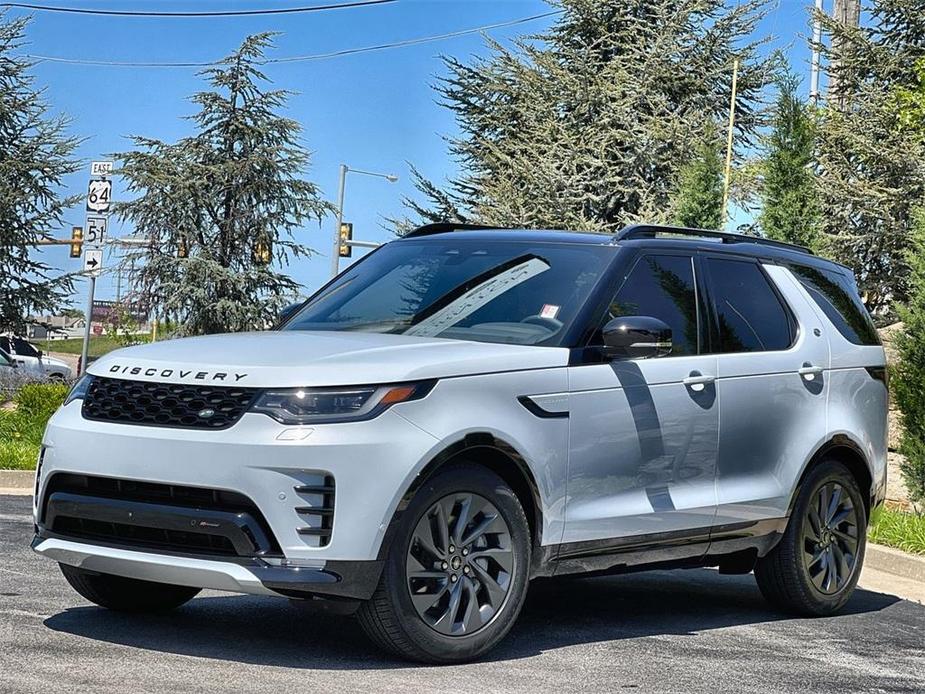 used 2023 Land Rover Discovery car, priced at $55,911