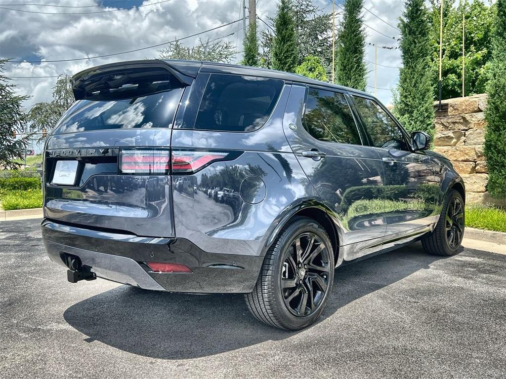 new 2025 Land Rover Discovery car, priced at $76,918