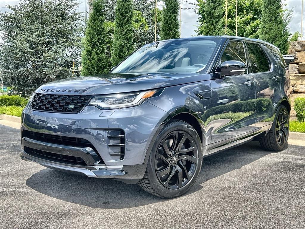 new 2025 Land Rover Discovery car, priced at $76,918