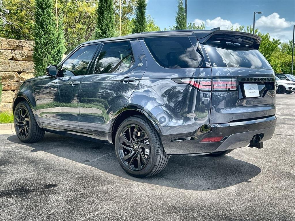new 2025 Land Rover Discovery car, priced at $76,918