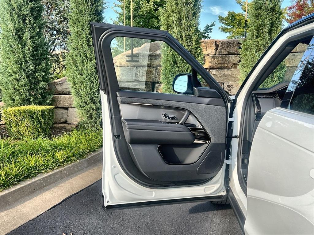 new 2025 Land Rover Range Rover Sport car, priced at $89,920