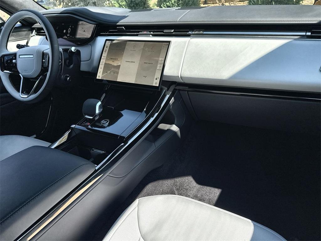new 2025 Land Rover Range Rover Sport car, priced at $123,265