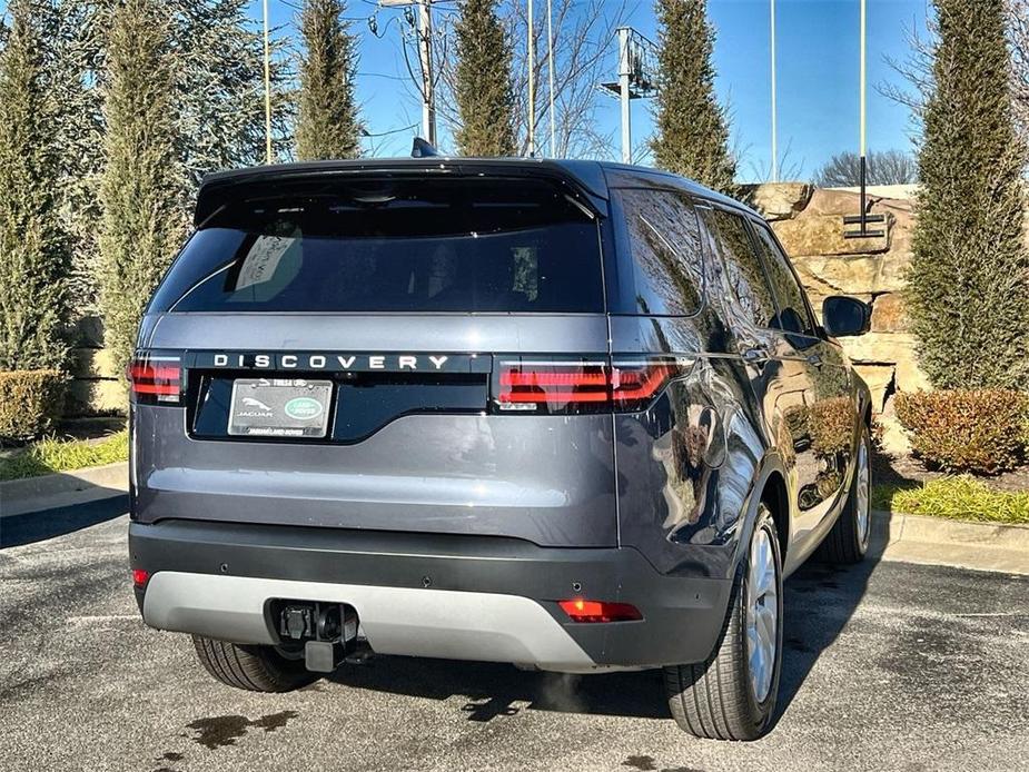 new 2025 Land Rover Discovery car, priced at $66,418