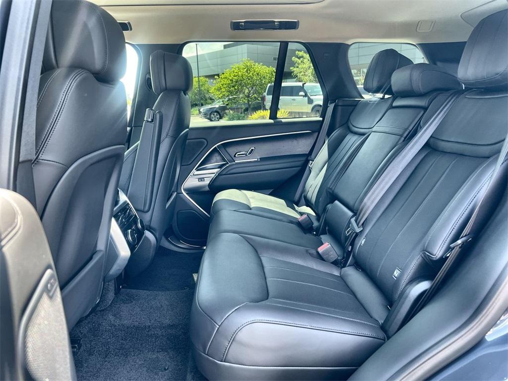 new 2025 Land Rover Range Rover car, priced at $121,630