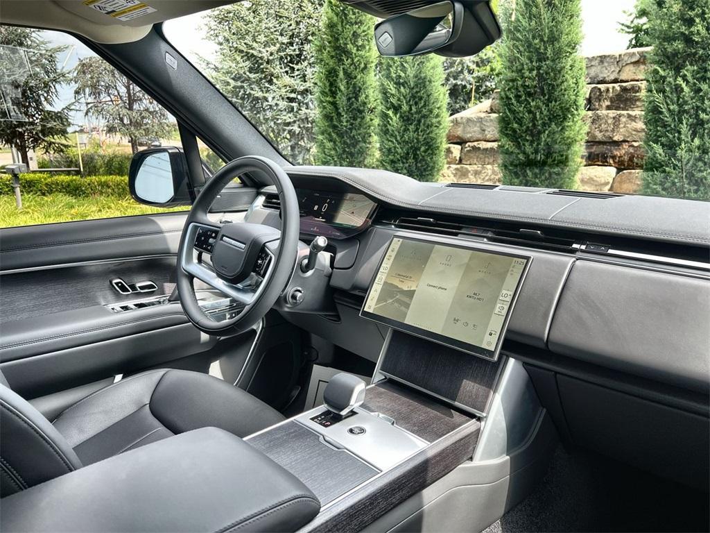 new 2025 Land Rover Range Rover car, priced at $115,390