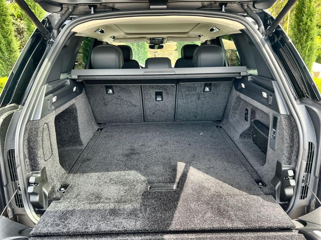 new 2025 Land Rover Range Rover car, priced at $115,390
