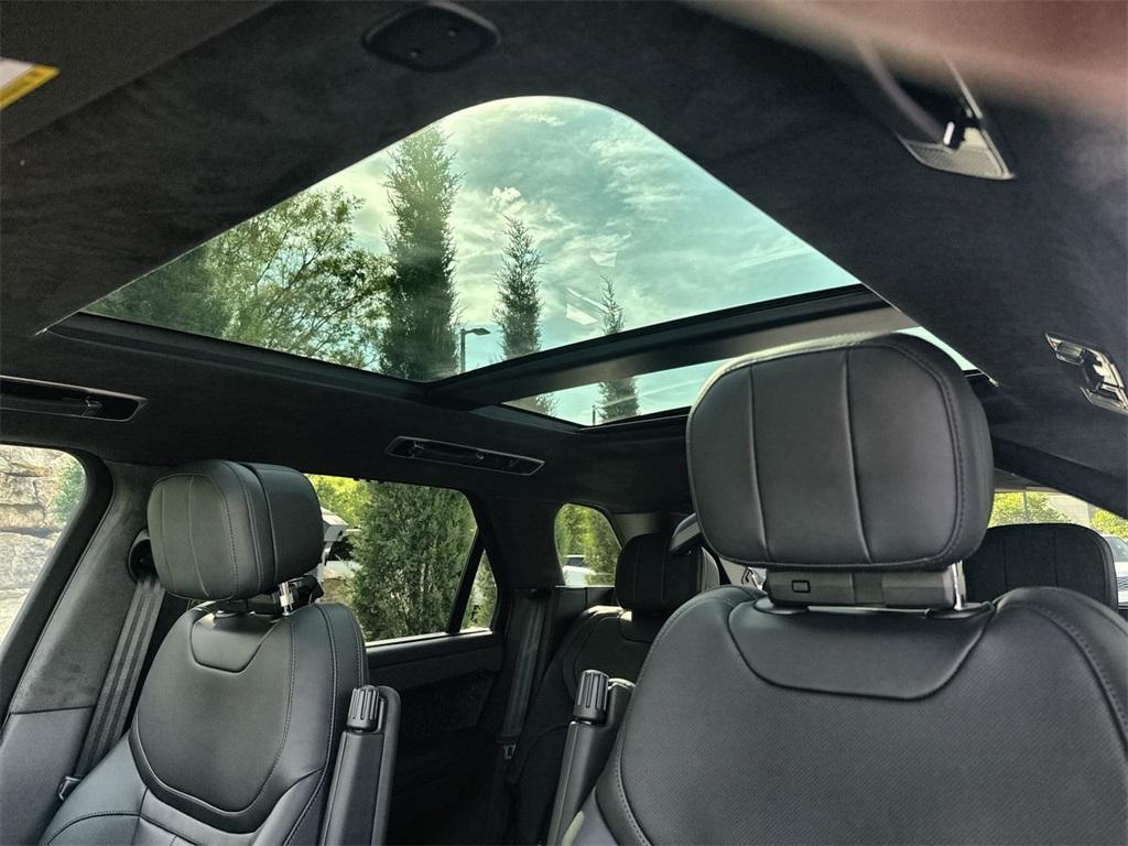 new 2025 Land Rover Range Rover Sport car, priced at $134,565