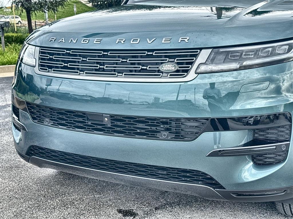 new 2025 Land Rover Range Rover Sport car, priced at $92,145
