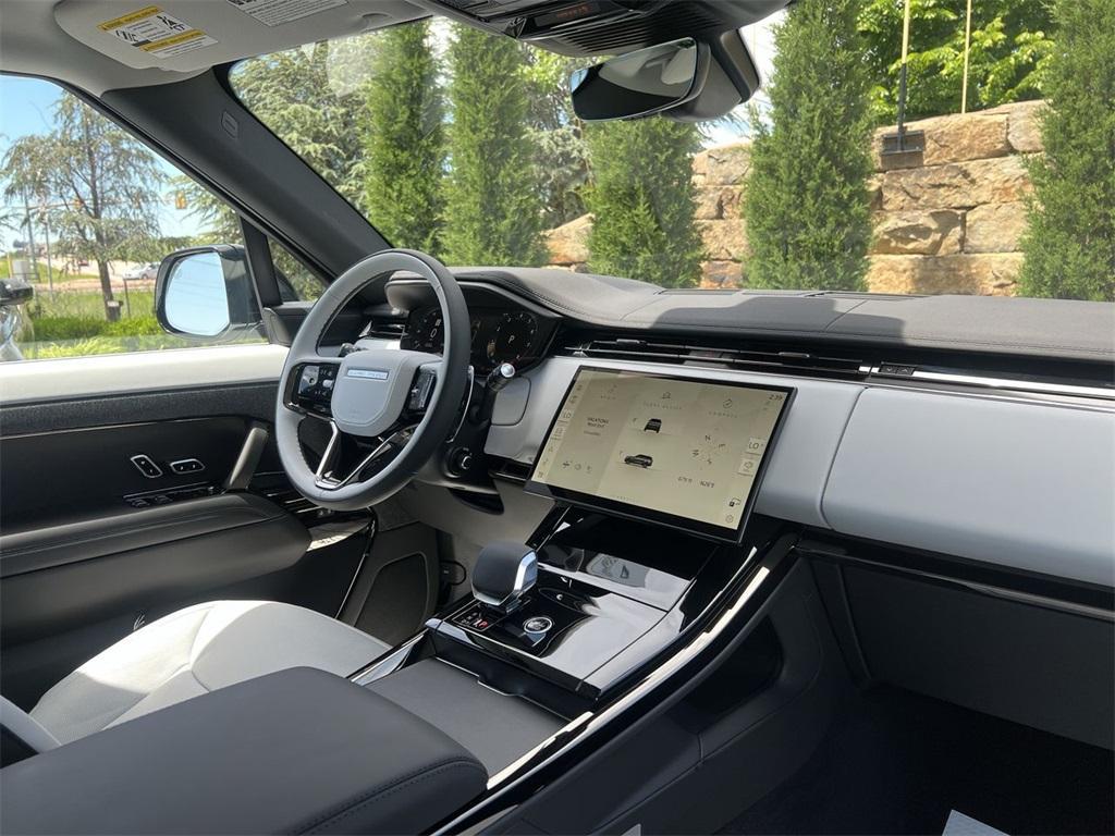 new 2025 Land Rover Range Rover Sport car, priced at $123,110
