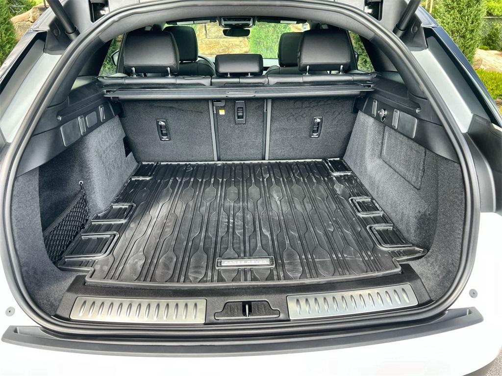 new 2026 Land Rover Range Rover Velar car, priced at $65,925
