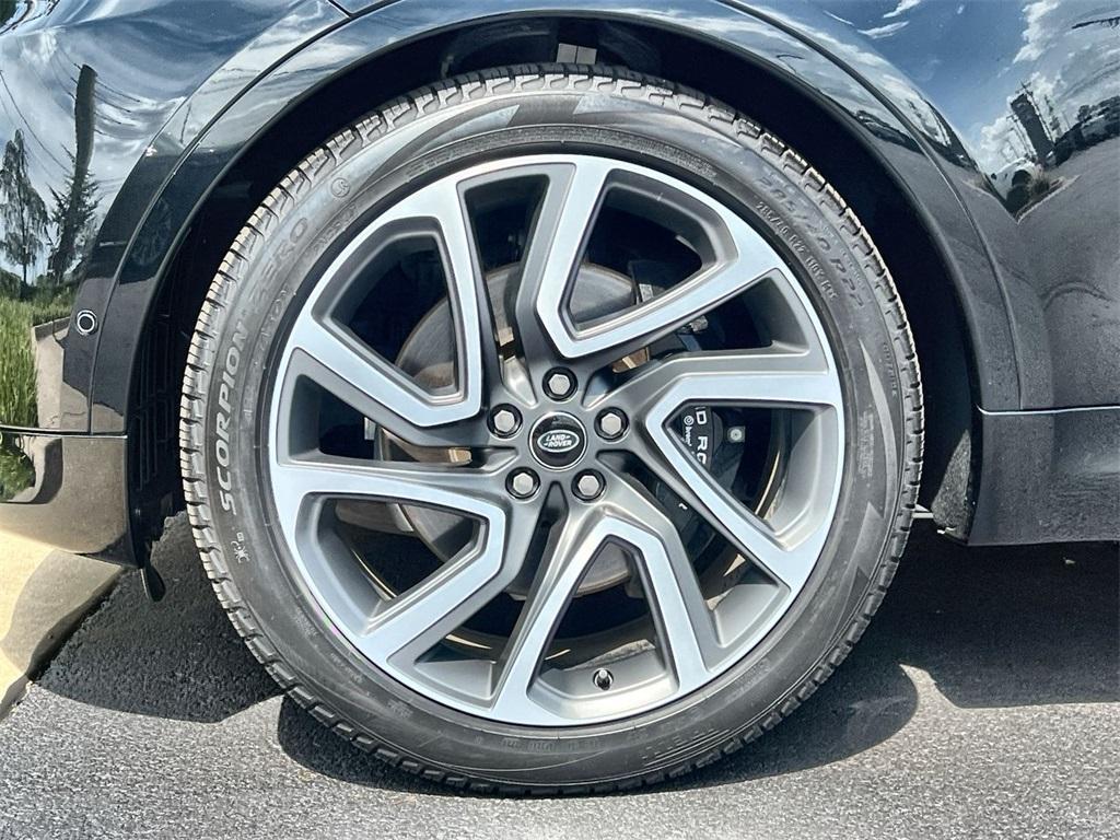 used 2025 Land Rover Discovery car, priced at $74,991