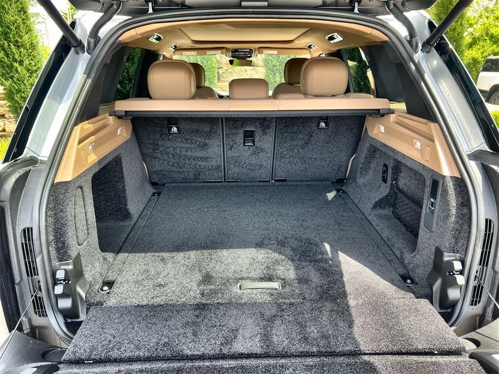 new 2025 Land Rover Range Rover car, priced at $116,965