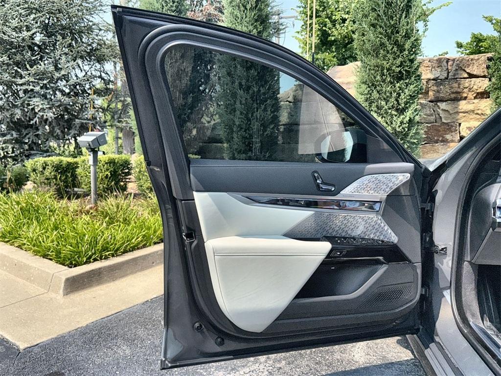 used 2025 BMW 760 car, priced at $115,951