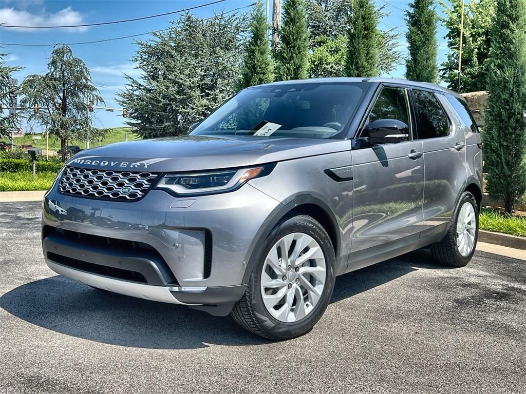 new 2025 Land Rover Discovery car, priced at $66,418
