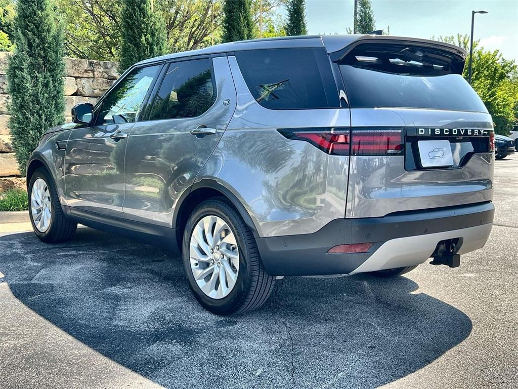 new 2025 Land Rover Discovery car, priced at $66,418