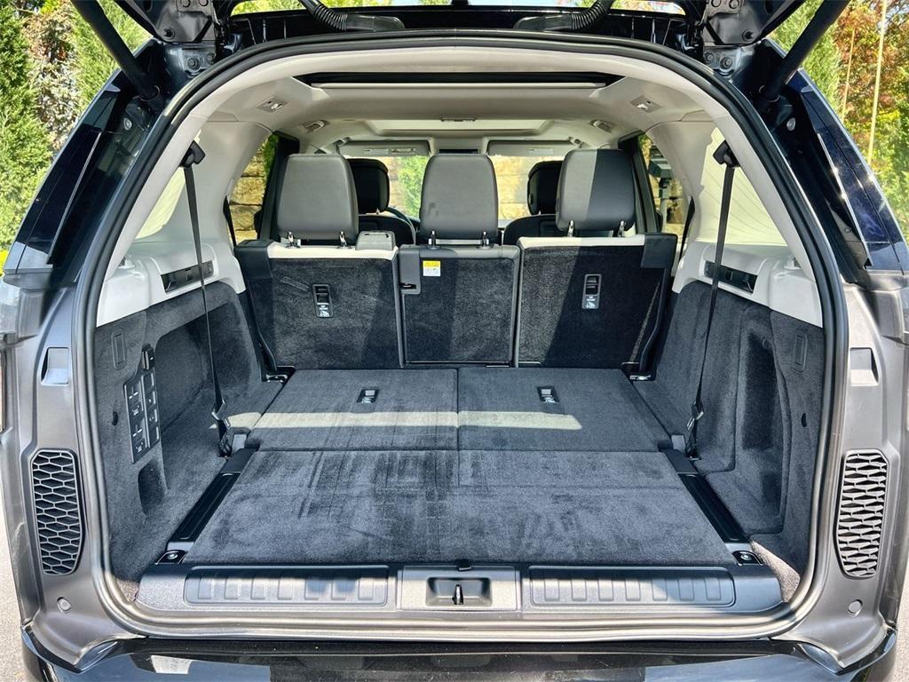 used 2025 Land Rover Discovery car, priced at $69,991