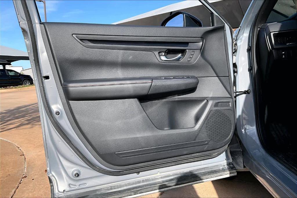 used 2024 Honda CR-V Hybrid car, priced at $36,455